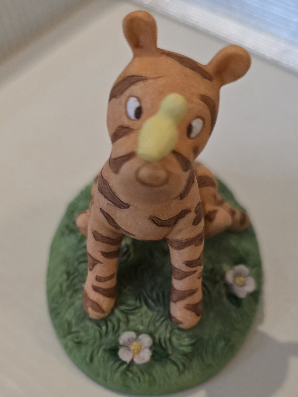 Vintage Classic Pooh Tigger Figurine